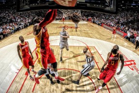 Jiuyou-《国际合作新动向：多国战队联动竞技》，国际队伍