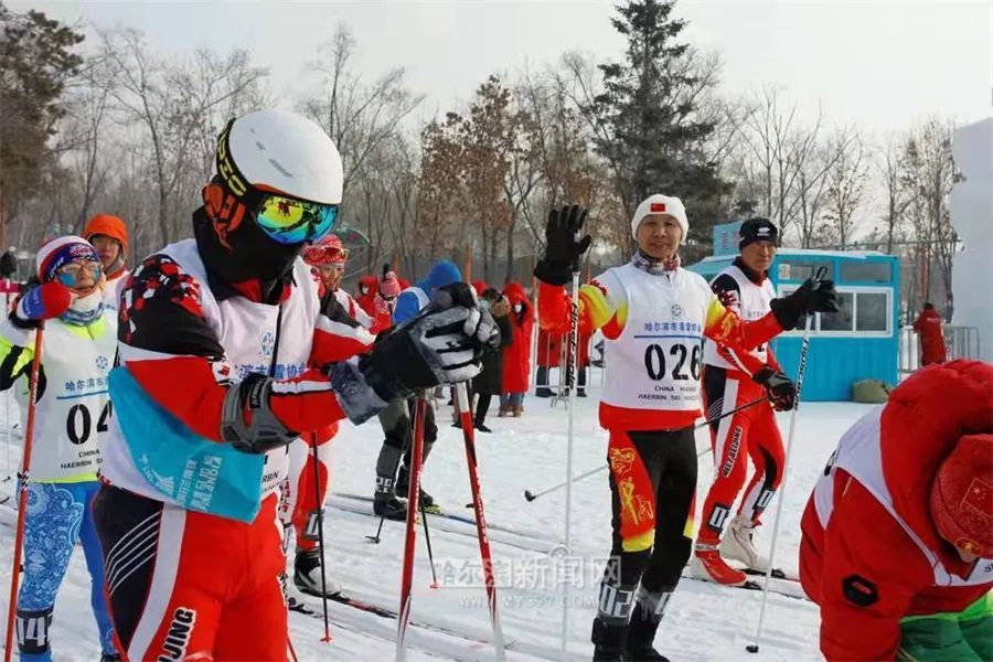 包含冬季越野滑雪,雪白世界的速度冒险的词条 包含冬季越野滑雪,雪白世界的速度冒险的词条