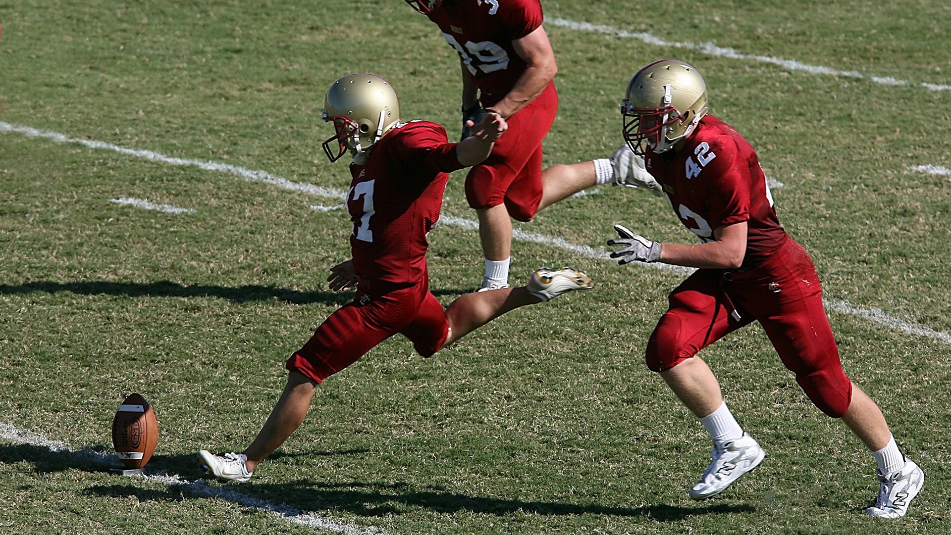 冰壶训练营青少年组首次增设体能项目,冰壶 训练